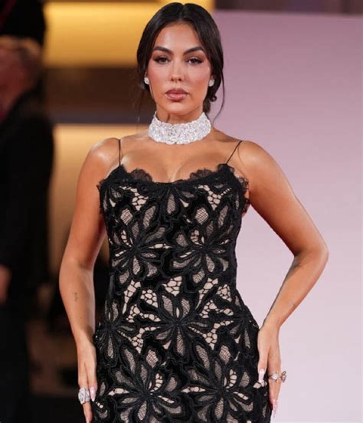 Genesis Rodriguez Height, Weight, Body Measurements, Bra Size, Shoe Size