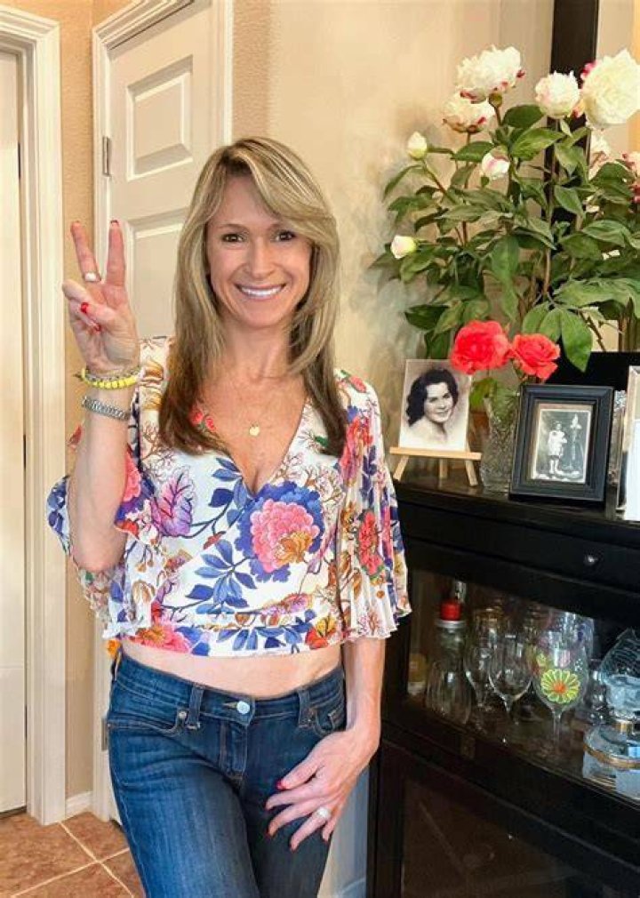 "Image of Agnes Wilczynski and 'Tanked' co-star Brett Raymer dating?